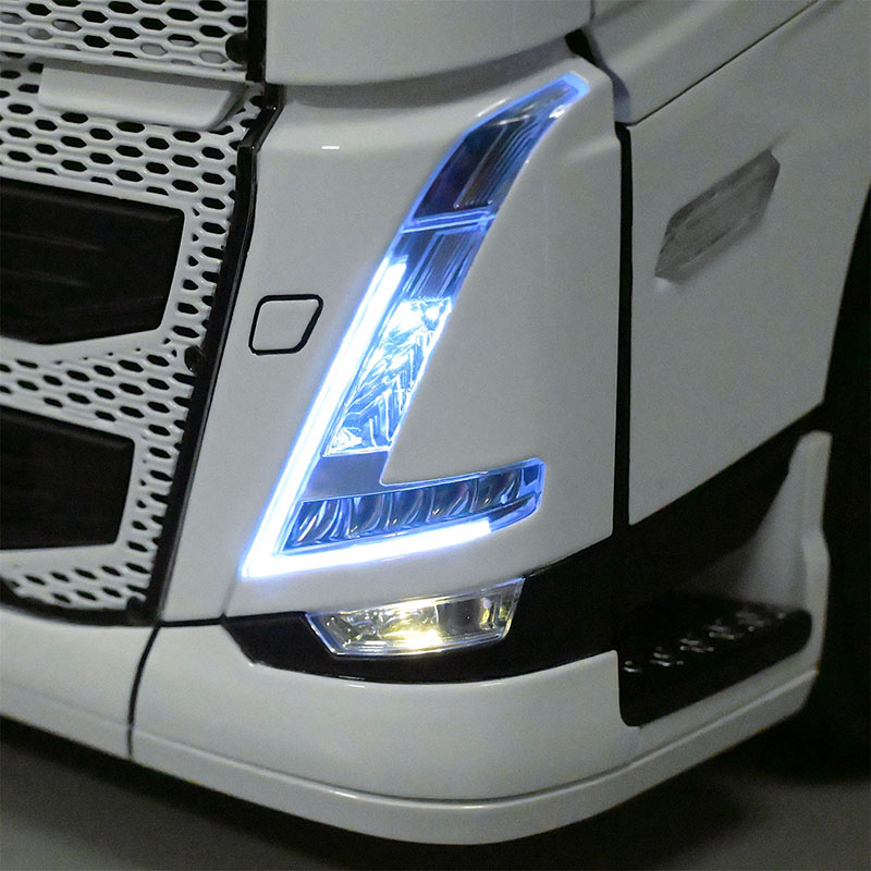 Cockpit Center Grille Kit with – обзор и цена Heavy Equipment Volvo